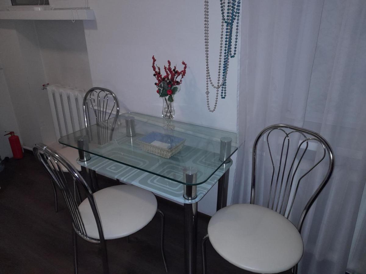Modern Studio 15 Min To The City Centre Lviv Exterior foto